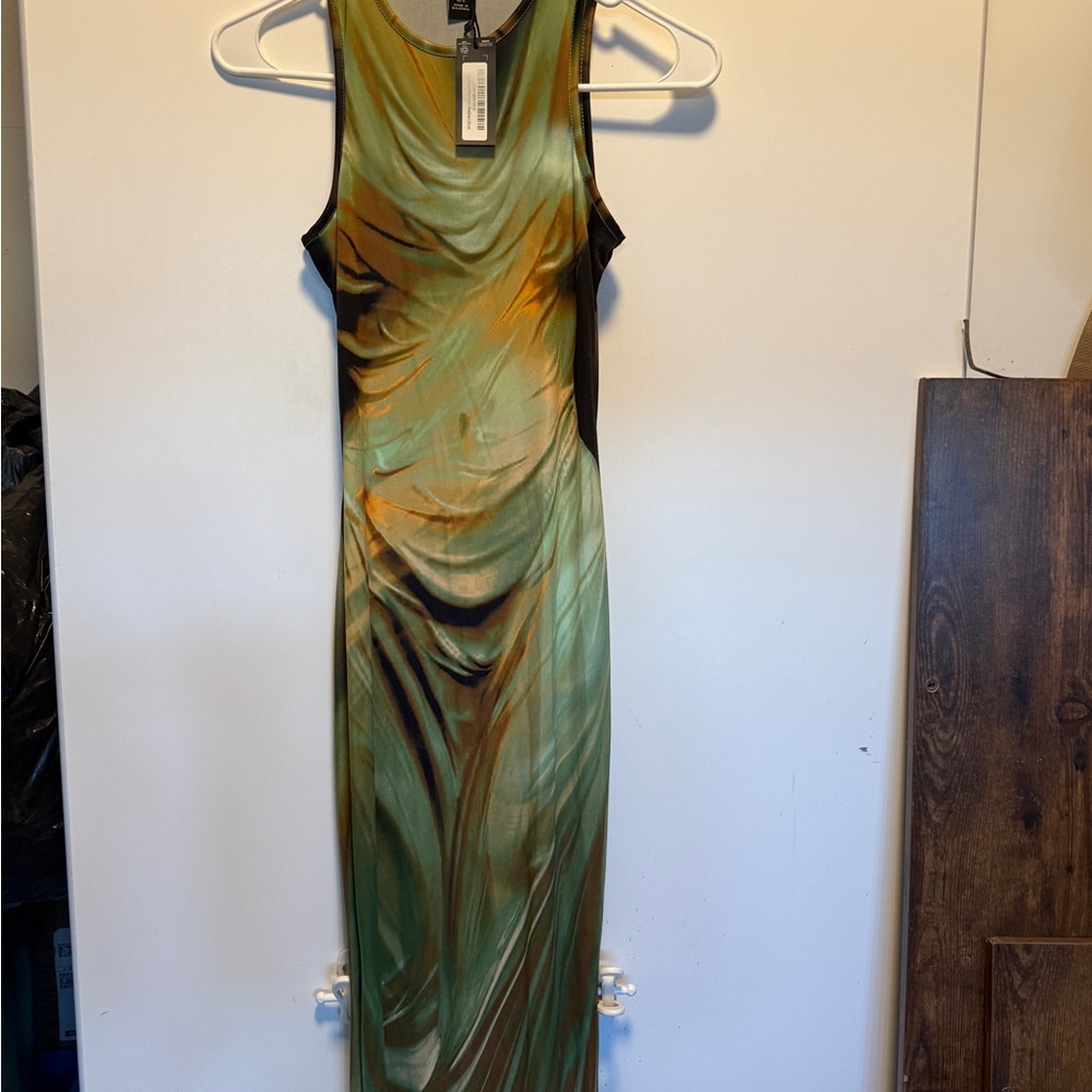 PrettyLittleThing Green and Orange Midi Dress